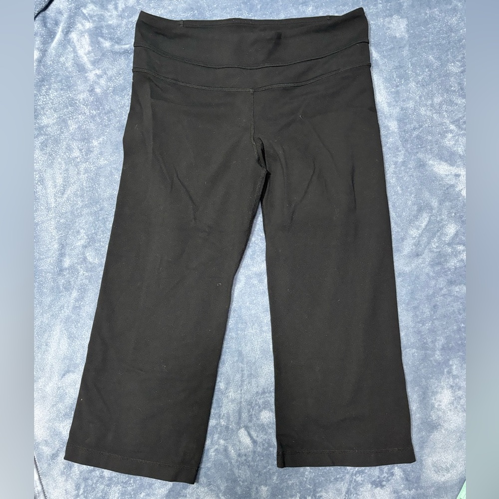 Lululemon Black Cropped/wide Leggings